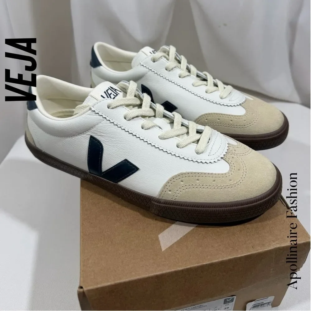 Veja VolleyOT Leather White and Bark Sneakers in Size women’s 10 New in Box - Picture 1 of 8